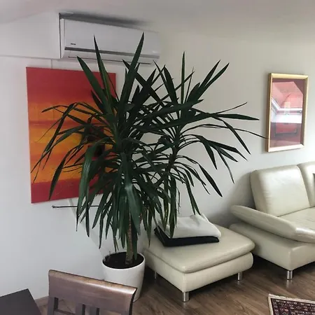Sabine Apartmán *